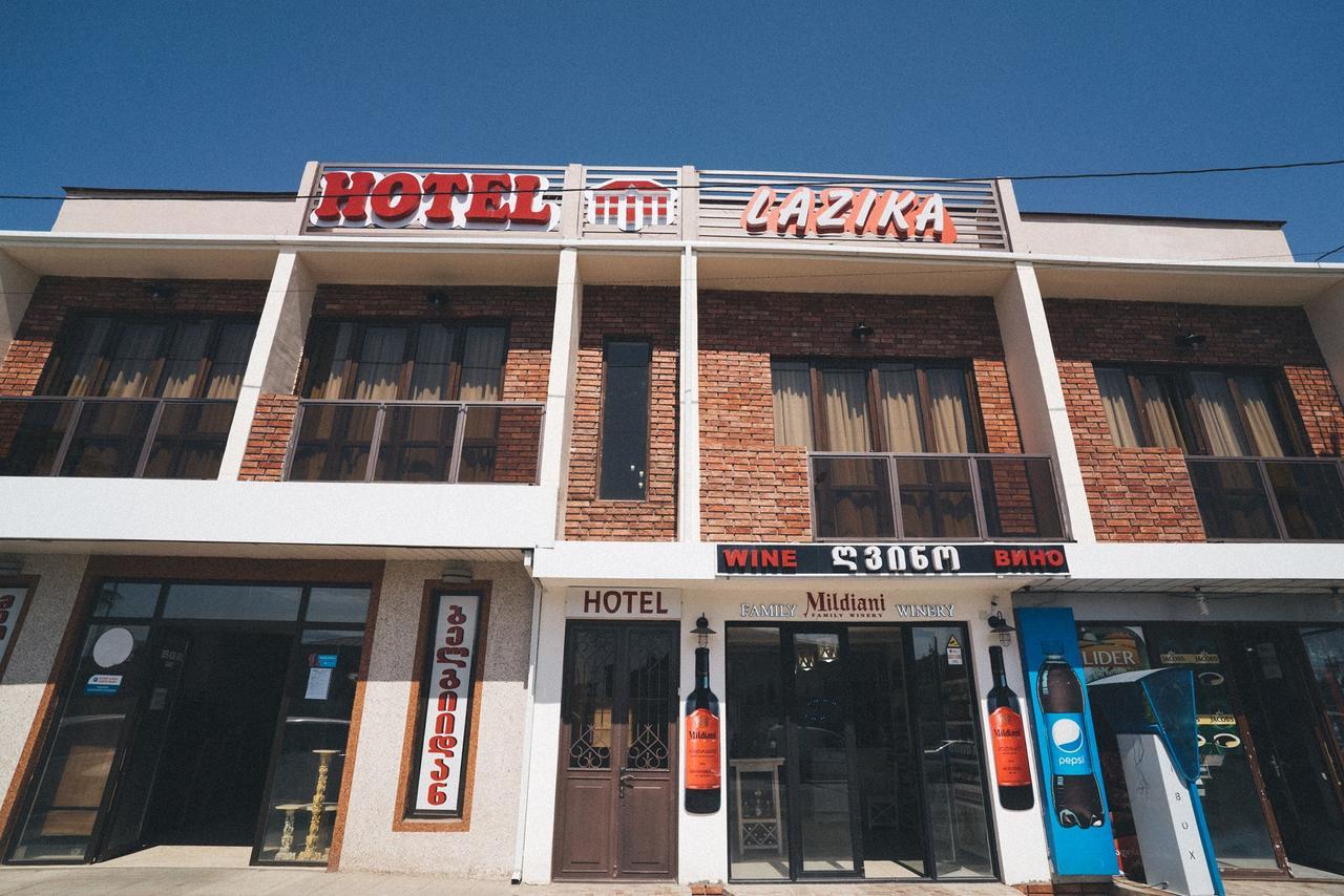 Lazika Hotel Zugdidi Ngoại thất bức ảnh